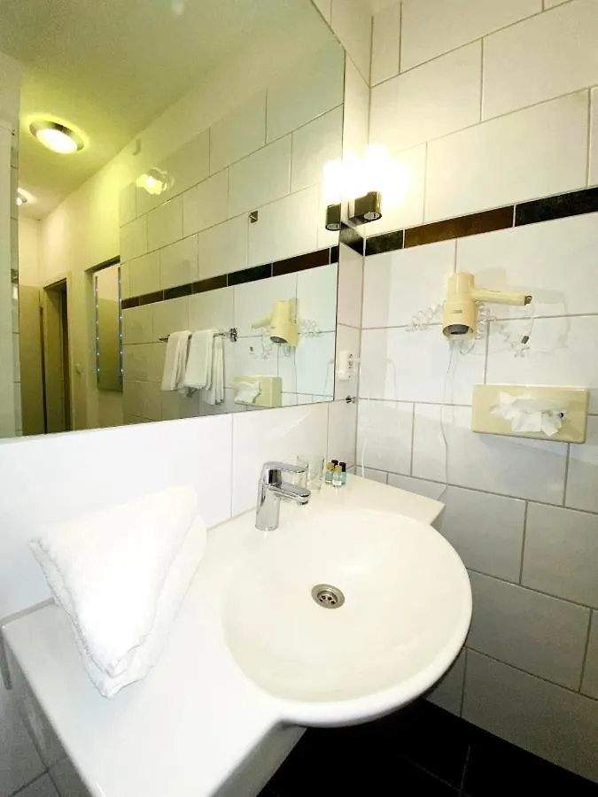 ***  Hotel Hansehof Amburgo Germania